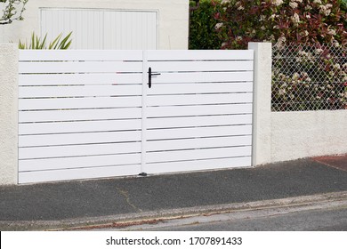 1,139,555 White Wall Outdoor Images, Stock Photos & Vectors | Shutterstock