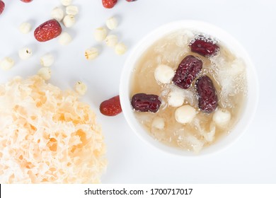 White Fungus Soup With Lotus Seeds