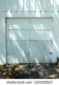 A White Garage Doors Farm Barn Building Storage Entrance Wooden Vintage Car Farming Equipment Shelter