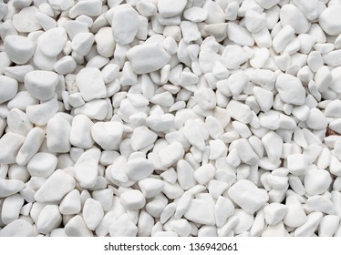 White gravel - grit - shingle