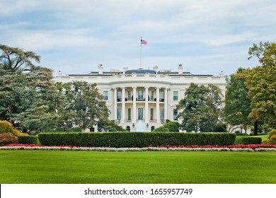 Das Weiße Haus, Washington D.C. an sonnigen Sommertagen niemand