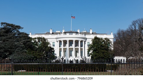 568,163 Winter White House Images, Stock Photos & Vectors | Shutterstock