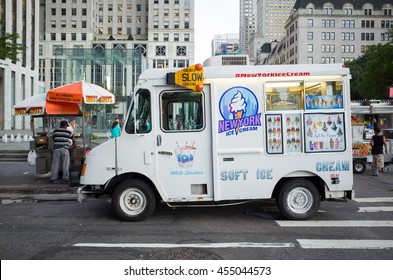 845 Food truck new york city Images, Stock Photos & Vectors | Shutterstock