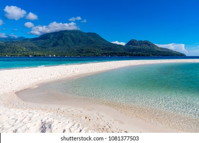 977 Camiguin Island Images, Stock Photos & Vectors 