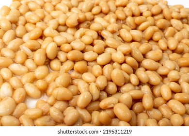 White Kidney Beans Isolated. Cooked Cannellini Bean Pile, Baked Legume, Canned Yellow Beans, Phaseolus Vulgaris, Haricot Stew, Boiled Leguminous Ingredient On White Background