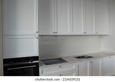 White Lacquer Painted Frame Cover Kitchen