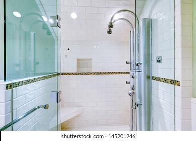 White Large Luxury Bathroom Walk-in Shower With Steam Modern System.