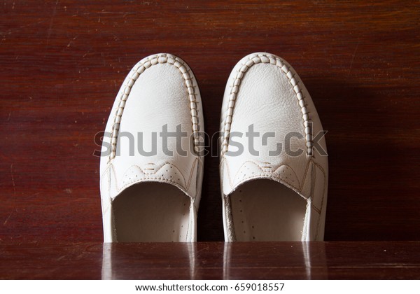 silver orthopedic dress shoes
