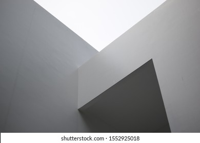 A White Minimal building interlock