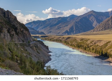 White Mountain River In Altai. Summer View Of Altai, Russia. Altai Republic Is One Of Russia's Ethnic Republics. Altay