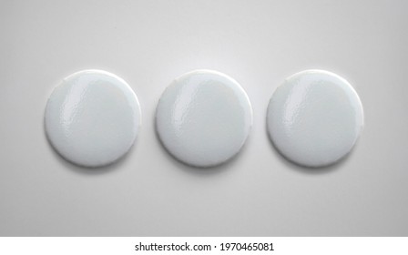 White Pin Button. Pin Button Set. Collection Of Realistic Pin Buttons. White Blank Badge Pin Brooch Isolated On White Background. Photo Of Badge.Badge Mock-up Isolated On Background.