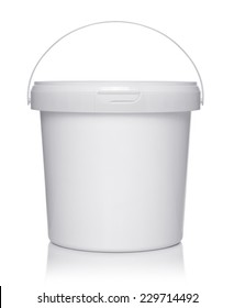 White plastic bucket with lid on a white background.