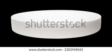 White podium isolated on transparent background. Elegant podium for product, cosmetic presentation. 3d png display platform with blank presentation beauty cosmetic stand or empty white pedestal