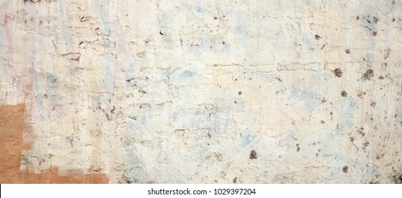 White Rough Graffiti Grunge Brick Wall With Abstract Draw Pattern Horizontal Background Or Texture. Elements And Details Of Old White Urban Brickwall With Grafiti Street Art. Abstract WEB Banner