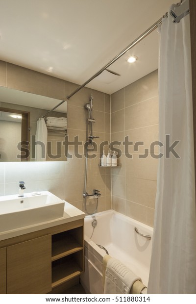 White Sinkbasin Bathtub Hotel Bedroom Seoul Stock Photo