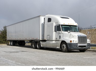 White Tractor Trailer Semi Truck