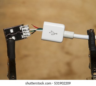 white usbcable