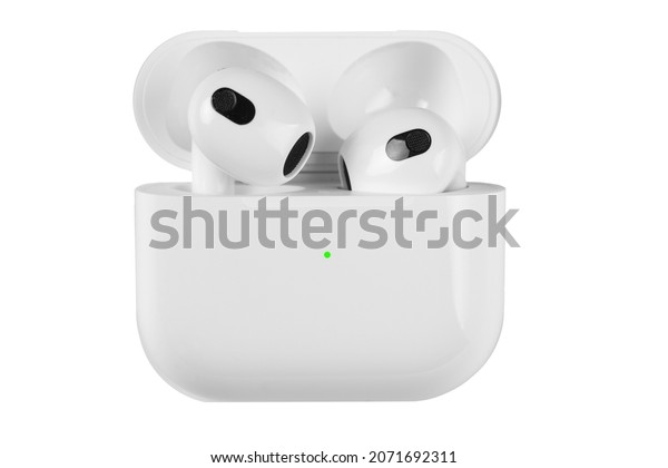 13,452 Apple Headphones Images, Stock Photos & Vectors | Shutterstock