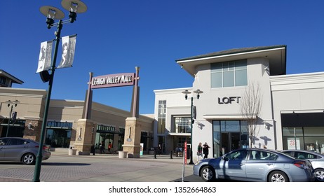 WHITEHALL, PA, US - March 23, 2019: Retail Developers Like This One In Pennsylvania's Lehigh Valley Have Fought The Decline Of Malls Nationwide With Renovations Like New Outdoor Lifestyle Centers.  