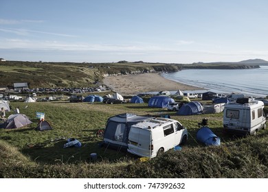 WHITESANDS BAY, WALES, UK - AUGUST 2017: Beach Camping Ground Full With Campervans And Tents At Whitesands Bay, Pembrokeshire, Wales.