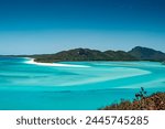 Whitsunday Island, Queensland, Australia: View from Hill Inlet Lookout on Whitsunday Island towards North Whitehaven Beach and the swirling aquamarine waters of Hill Inlet.
