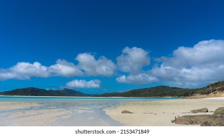 Whitsunday, White Haven Beach, a beautiful natural destination for family retreats or holidays, including Hill Inglet, The Hillwalk Trails and Daydream Island coastway.