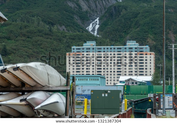 hotels whittier alaska usa