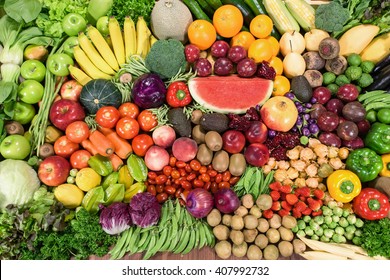 Whole fruits and vegetables organic for healthy