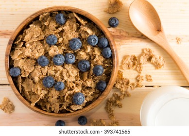 Whole Wheat Cereal With Blueberries