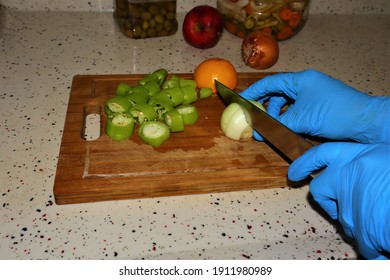 A Wife Prepares Healthy Food For Her Family.
Chopping Vegetables Such As A Onion, Pepper And Lemon. The Concept Of Eco-friendly Products For Cooking.
Vegetable Salad. Cutting Vegetable Ingredients