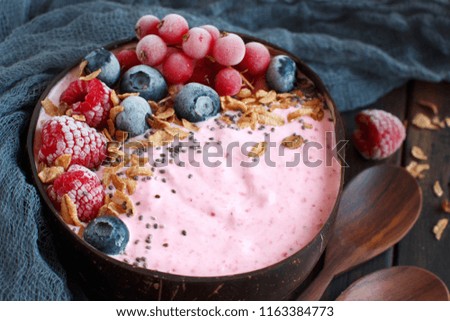 Similar – Himbeeren Smoothie Schüsseln