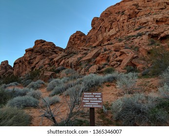 22 Vandalized trail sign Images, Stock Photos & Vectors | Shutterstock