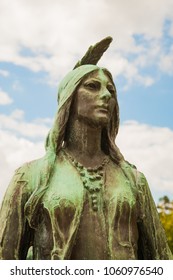 Williamsburg,Virginia - 6/21/2009: Statue Of Sacagawea. Sacajawea Was A Lemhi Shoshone Woman Who Is Known For Her Help To The Lewis And Clark Expedition In Achieving Their Chartered Mission Objectives