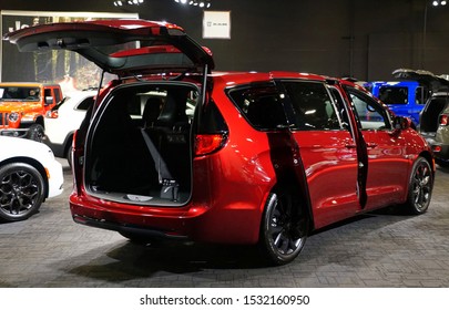 Wilmington, Delaware, U.S.A - October 6, 2019 - The Open Trunk Of A Red Dodge Mini Van