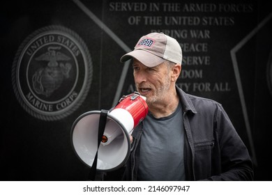 Wilmington, NC, USA - April 14. 2022: Actor Turned Activist Jon Stewart Gives Remarks At A PACT Act Rally To Support Funding Veterans Who Are Victims Of Burn Pit Related Illnesses.