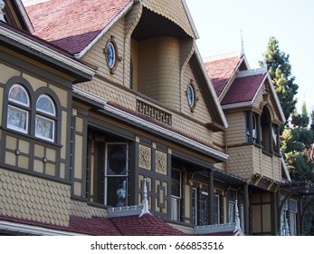 Winchester Mystery House