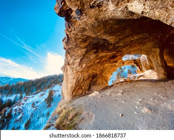 wind caves logan canyon utah hiking in winter
