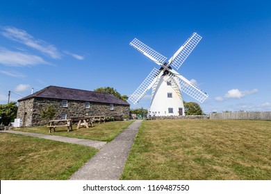 Windmill Melin Llynon, Llanddeusant Holyhead On Anglesey, North Wales Uk