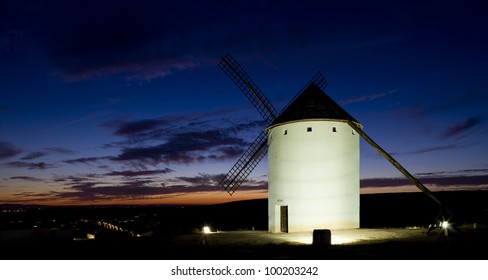 windmill at night, Campo de Criptana, Castile-La Mancha, Spain