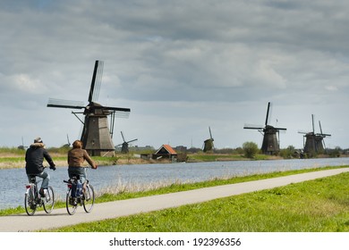 Windmills and cyclists