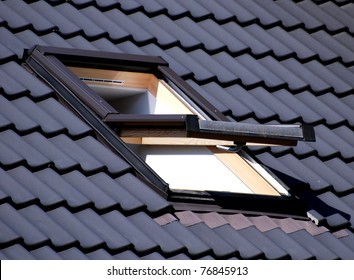 693,898 Roof window Images, Stock Photos & Vectors | Shutterstock