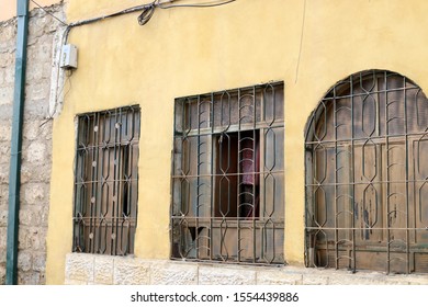 Window - an aperture in the wall, which serves for the entry of light into the room and ventilation.