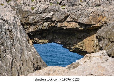 A Window to the Sea