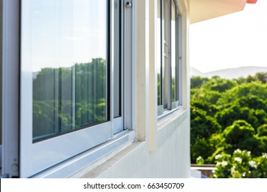 Window Sliding And Mosqito Window Screen