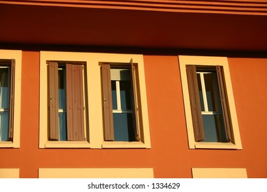 Windows Sotogrande