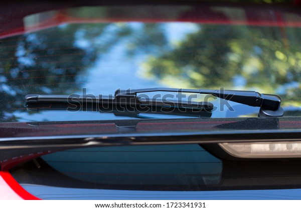 Windscreen\
wipers or windshield wipers are device used to remove rain, snow,\
ice and debris from a windscreen or\
windshield