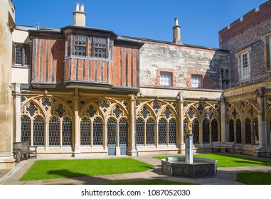  Windsor, UK - May 5, 2018:  View At The Medieval Windsor St. George's Chapel The Host Of Prince William And Meghan Markle Wedding Ceremony. England UK