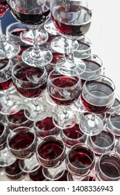 Wine Glass Pyramid, Red Wine