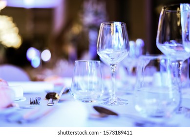 Wine Glasses For Formal Dinner