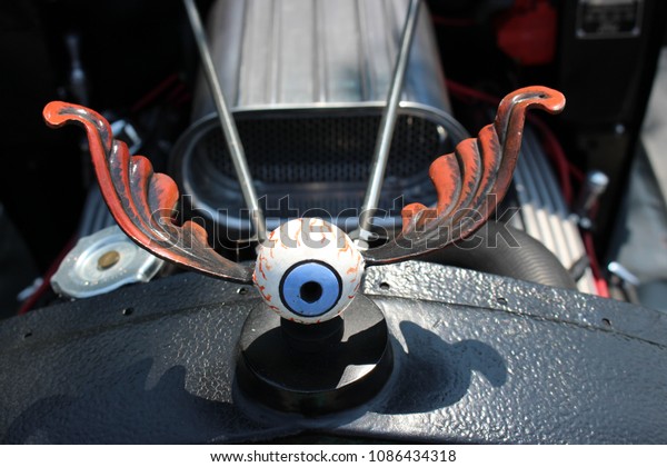 Winged Eyeball on Vehicle\
Hood